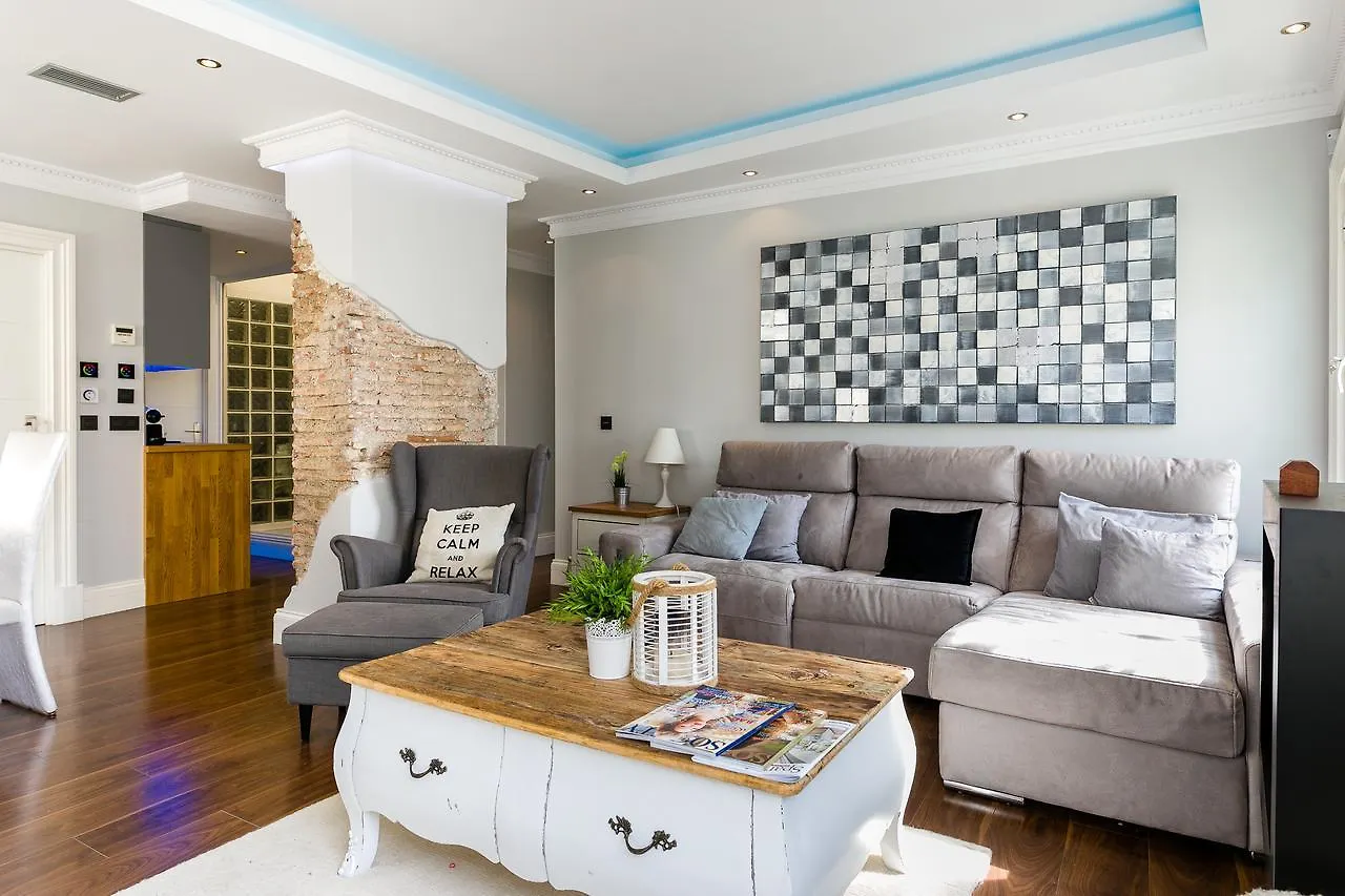 Weforyou 3 Bedrooms Luxury Penthouse With Views In The Best Location Of Malaga contacts