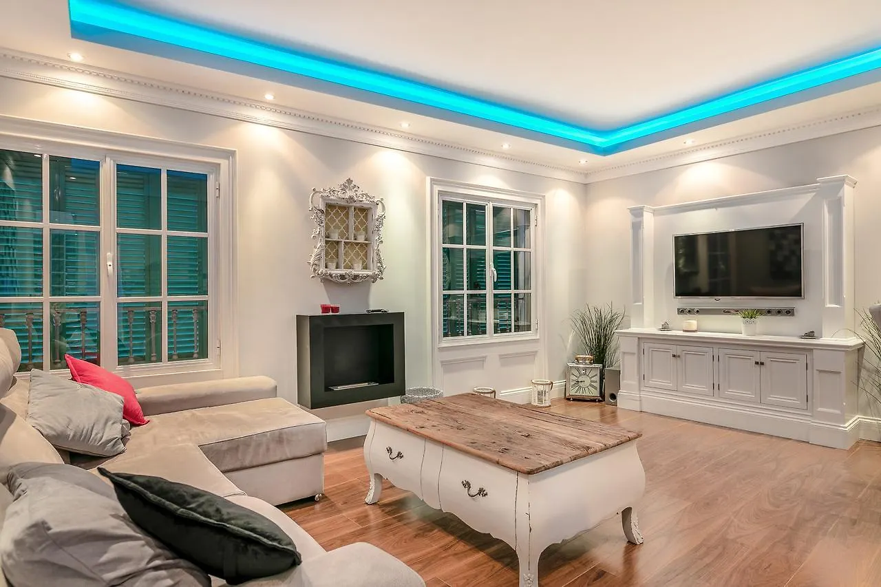 Apartment Weforyou 3 Bedrooms Luxury Penthouse With Views In The Best Location Of Malaga